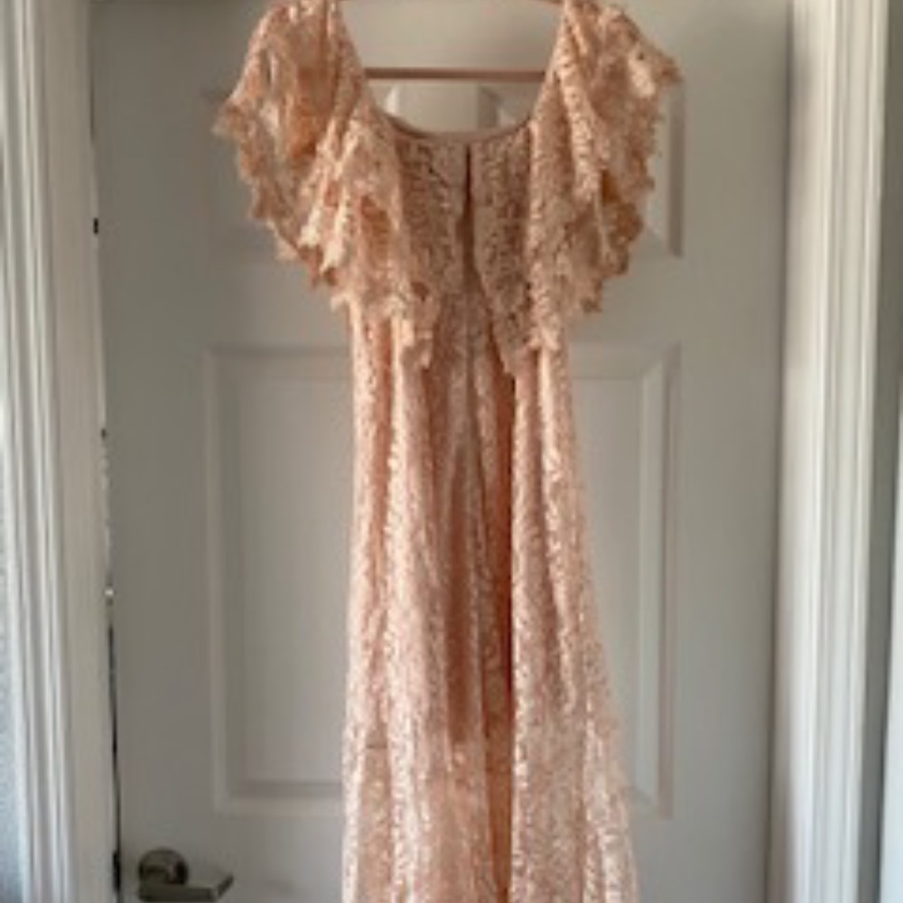 Lulu's pink lace midi dress
